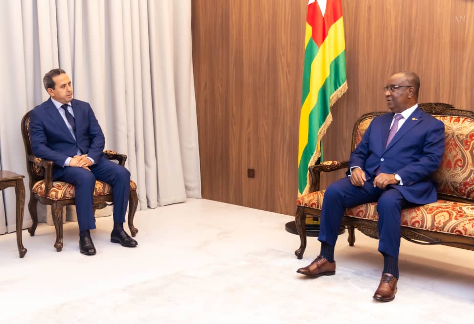 Le Président de l’Assemblée nationale reçoit des représentants diplomatiques libyen et marocain