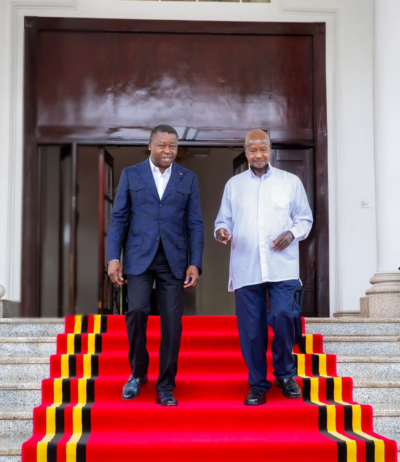 Faure Gnassingbé et Yoweri Museveni échangent à Kampala sur la paix dans la région des Grands Lacs