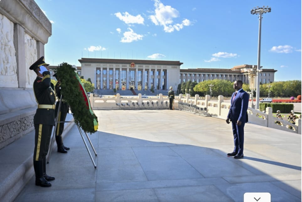 Place Tian’anmen à Pékin : Faure Gnassingbé rend hommage aux héros du peuple chinois